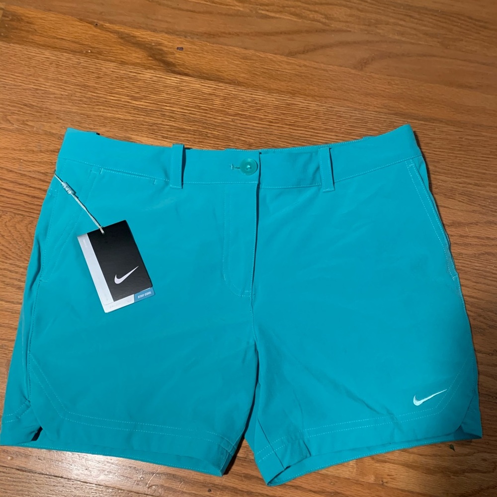 Girl’s Nike golf shorts